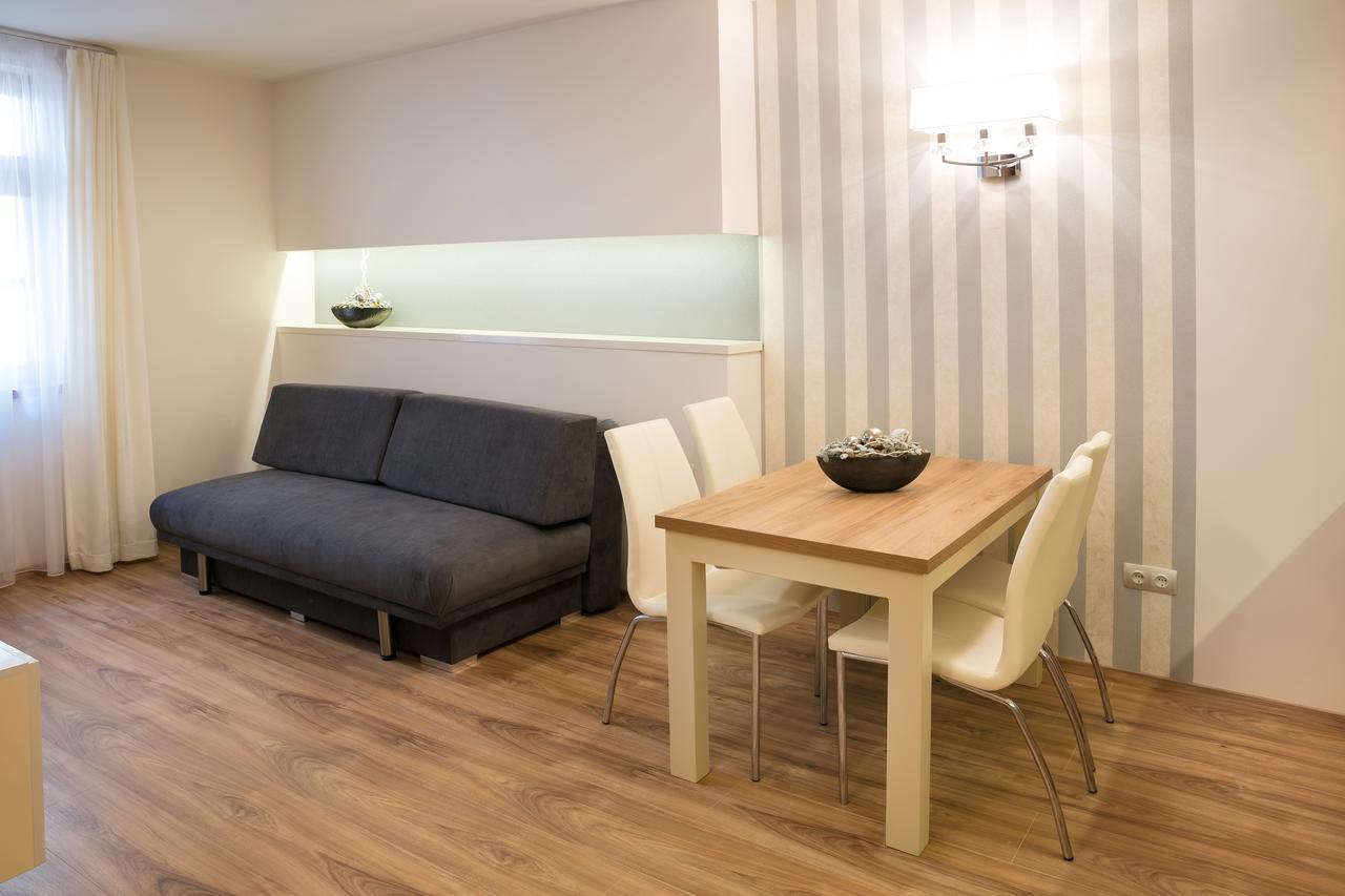 Aparthotel Foter Rezidencia 2 Győr Zewnętrze zdjęcie