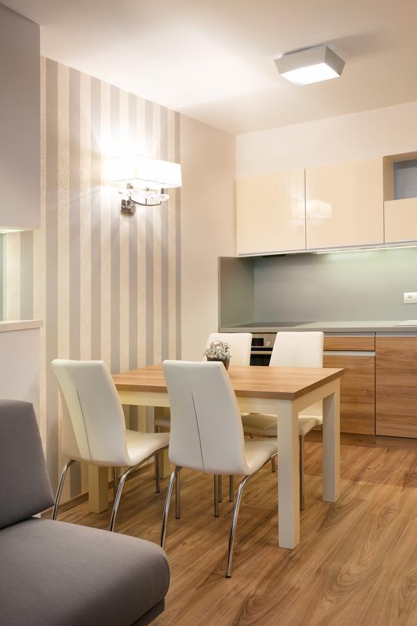 Aparthotel Foter Rezidencia 2 Győr Zewnętrze zdjęcie