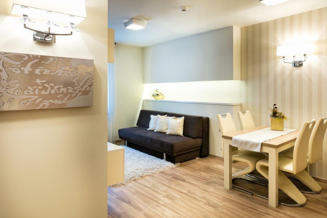 Aparthotel Foter Rezidencia 2 Győr Zewnętrze zdjęcie