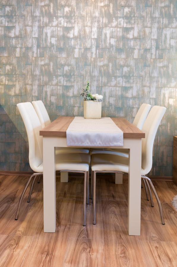 Aparthotel Foter Rezidencia 2 Győr Zewnętrze zdjęcie