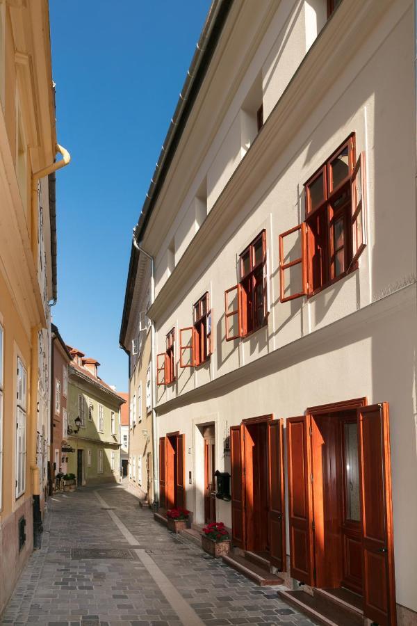 Aparthotel Foter Rezidencia 2 Győr Zewnętrze zdjęcie